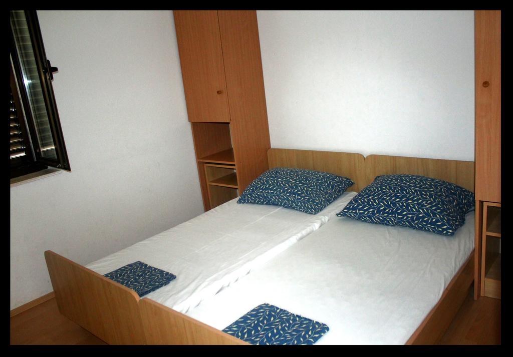 Apartments Boljat Supetar Kamer foto