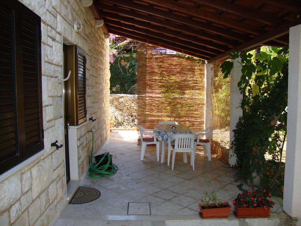 Apartments Boljat Supetar Kamer foto